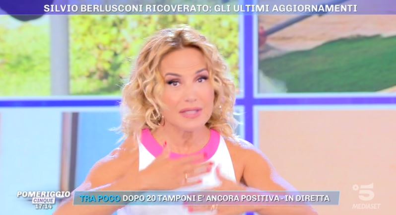Pomeriggio Cinque ritorna senza cambiare il binomio funzionante: Barbara D’Urso e l’identità chiara del programma