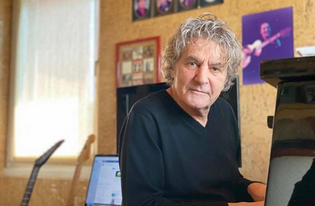 Grande Fratello Vip 5, Fausto Leali conferma la sua partecipazione: “I concerti riprenderanno nel 2021 e mi sono fatto due conti…”