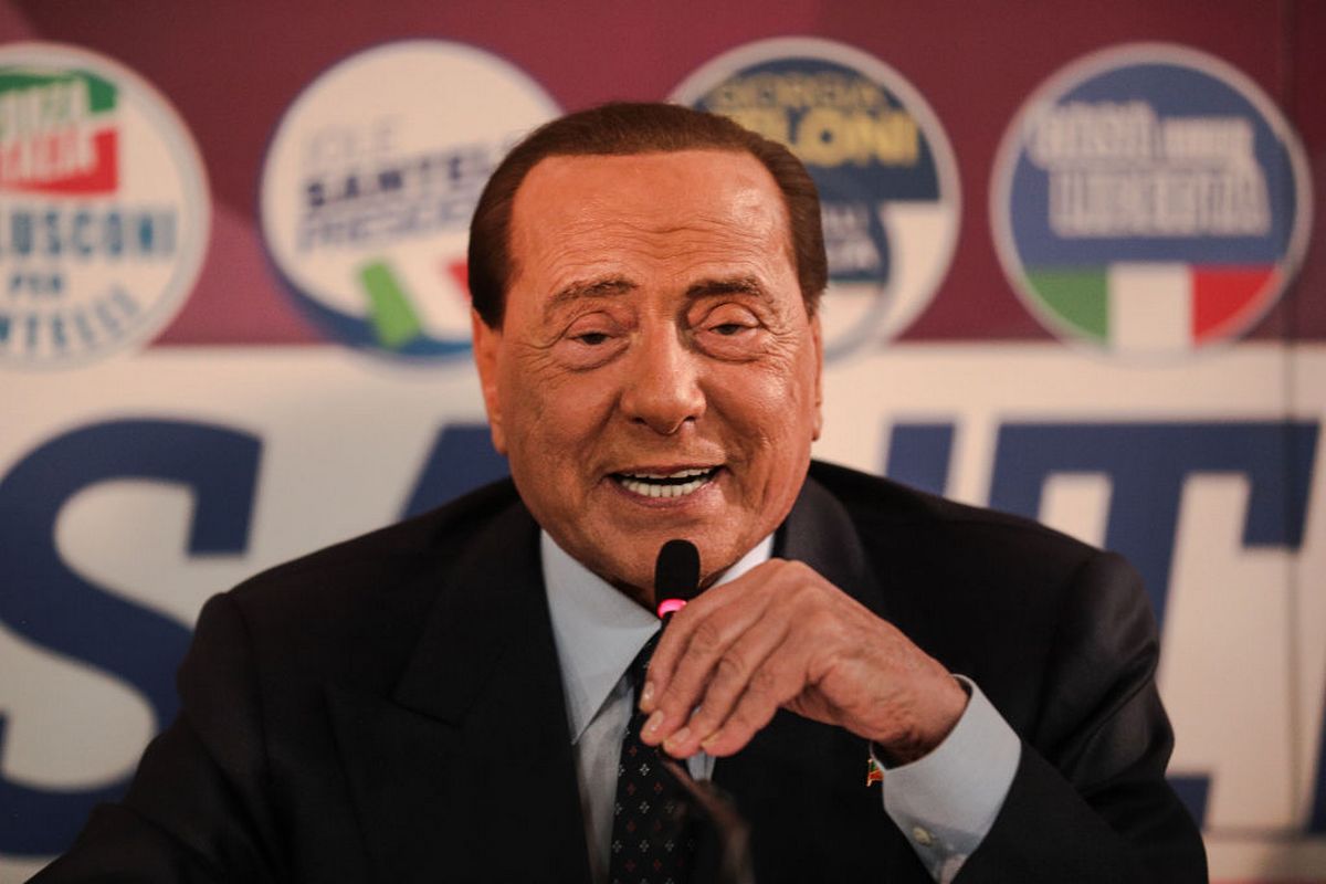 Berlusconi ancora positivo al coronavirus: salta l’udienza del Ruby ter