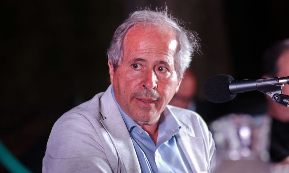 Crisanti: “Moralmente inaccettabile riaprire a Natale”