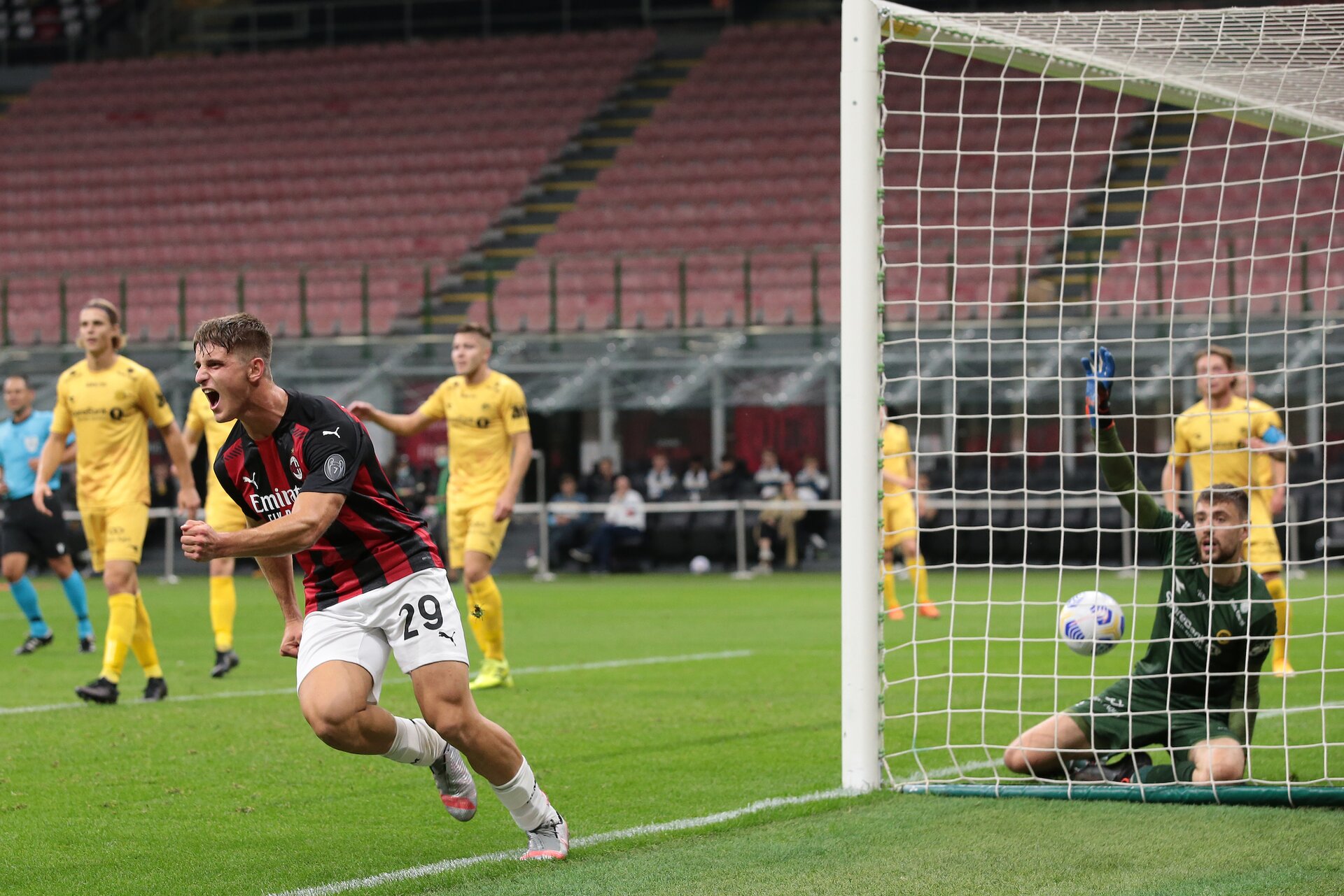 Europa League: Milan-Bodø/Glimt 3-2, Rossoneri ai playoff