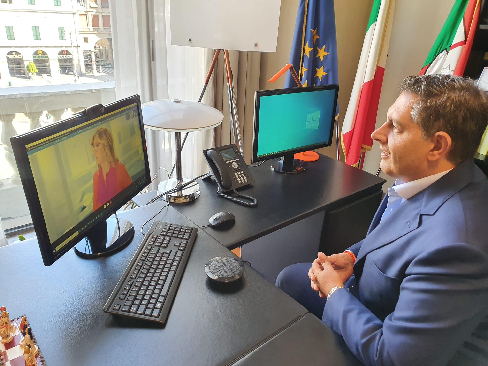 Toti avvisa Salvini: “Serve un leader che superi il suo ruolo di leader di partito”