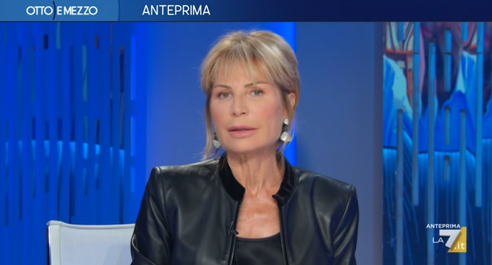 Otto e mezzo parte light: Travaglio e Cacciari fanno il programma, la Gruber sta a guardare (in attesa di tempi più ‘caldi’)