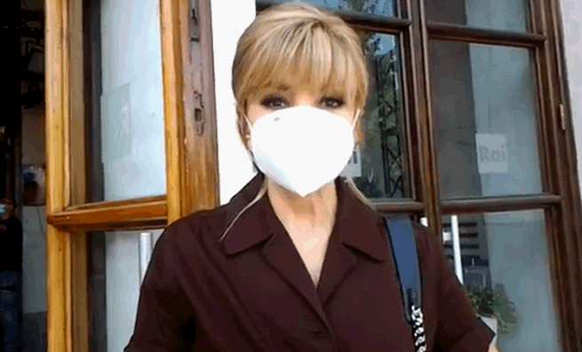 Milly Carlucci a Blogo: “A Ballando con le stelle antigiuria introdotta non per battibeccare con giuria”. E su Tu sì que vales… (VIDEO)