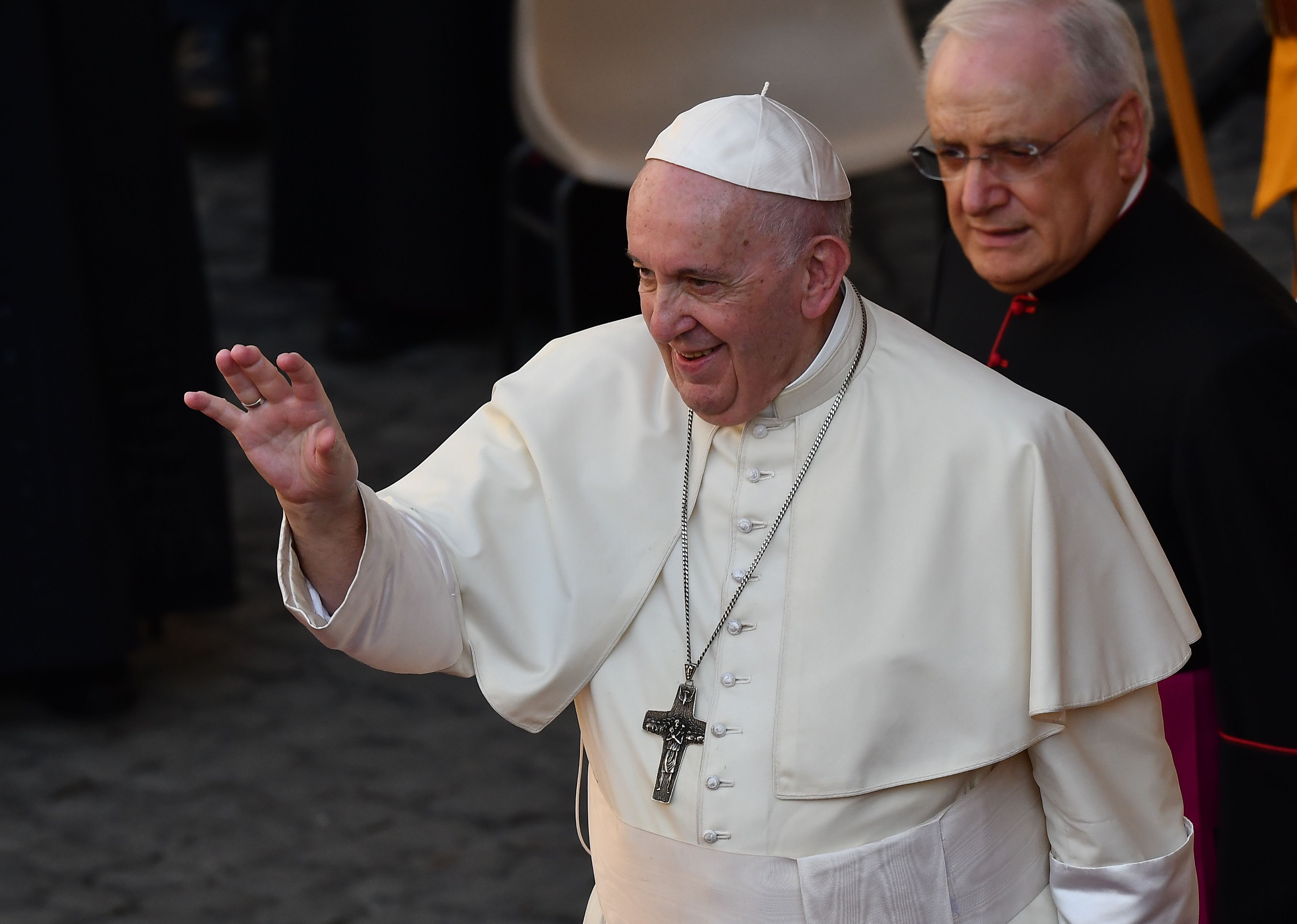 Eutanasia, il Vaticano: “È un crimine, chi legifera è complice”