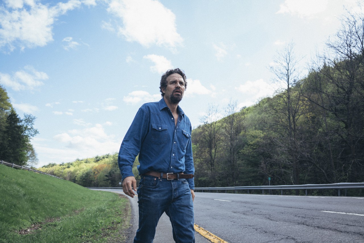 Un volto, due destini – I Know This Much Is True, su Sky Atlantic un Mark Ruffalo da Emmy Award