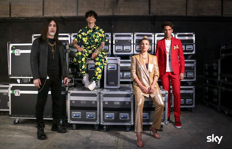 X Factor 2020, finale “in parità” con un concorrente in gara per giudice