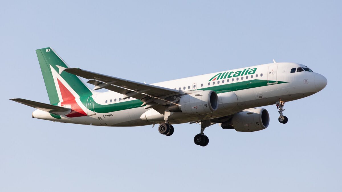 Alitalia, firmato il decreto di costituzione della newco