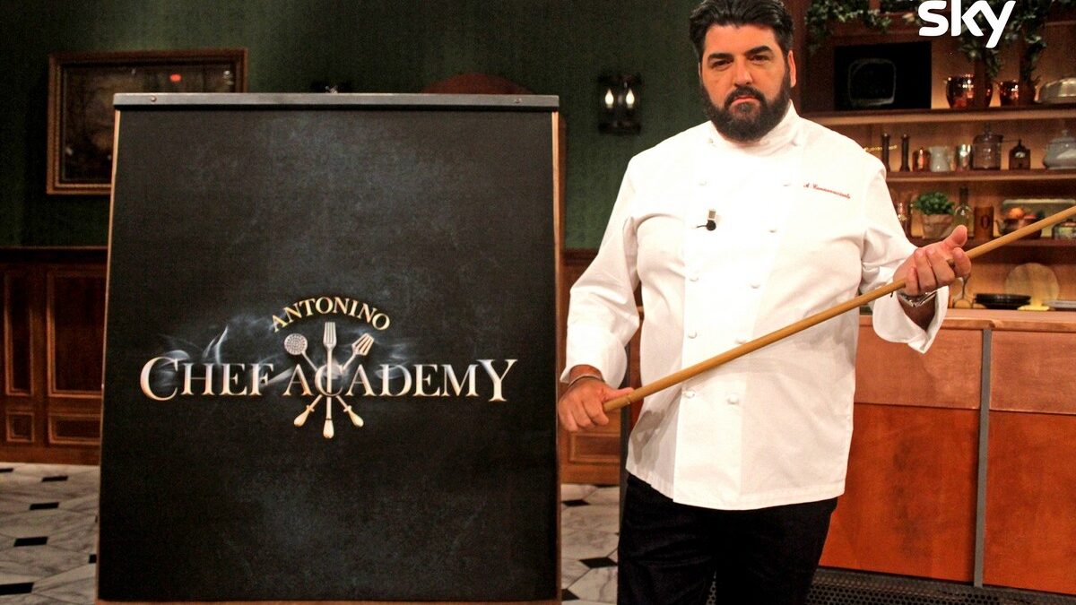 Antonino Chef Academy, Antonino Cannavacciolo: “Il bello di questa Accademia è che tutti cucinano. L’esempio è il più grande insegnamento”