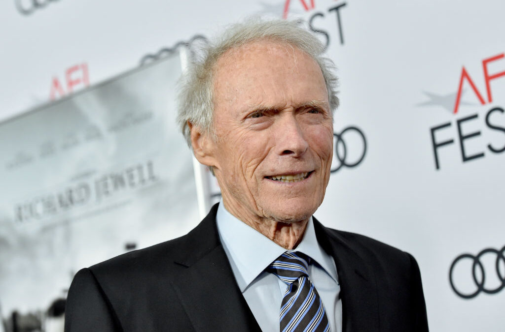 Clint Eastwood regista e attore per il dramma Cry Macho