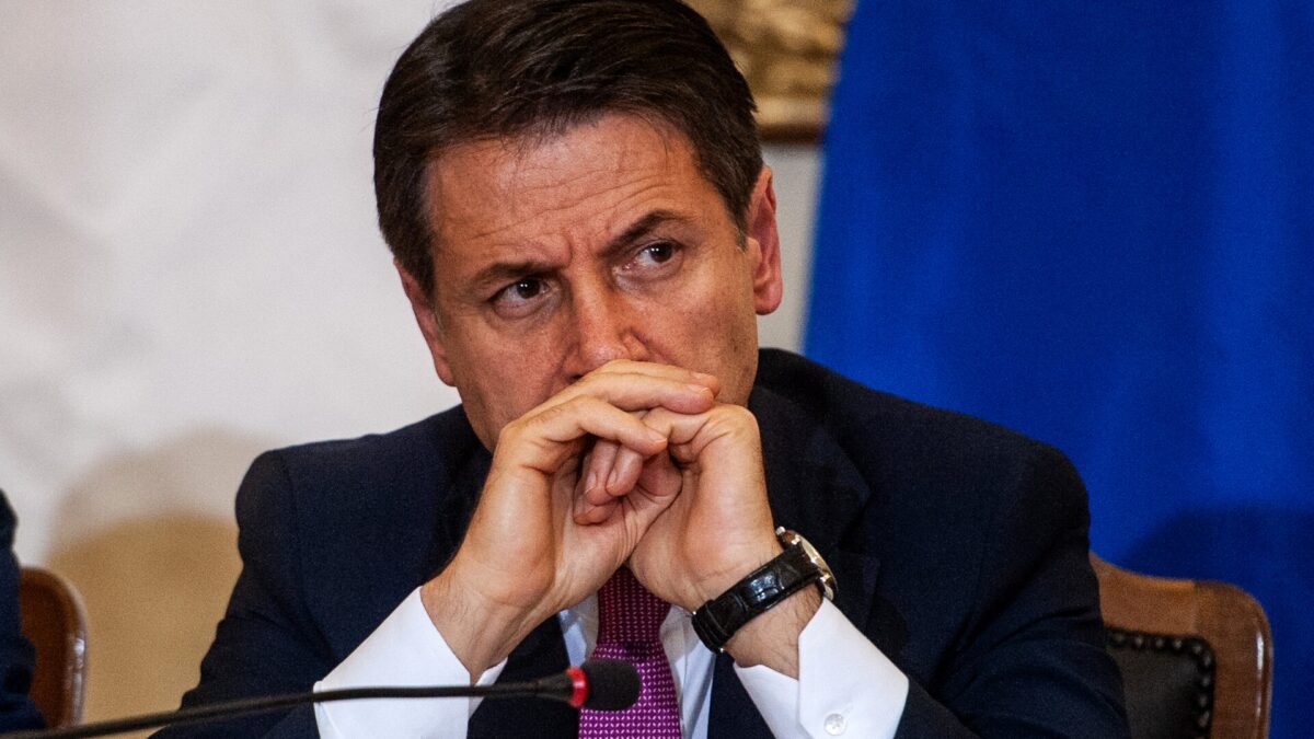 Mes, scontro nella maggioranza: Zingaretti e Renzi contro il premier. Meloni: “Conte ora ci dà ragione”