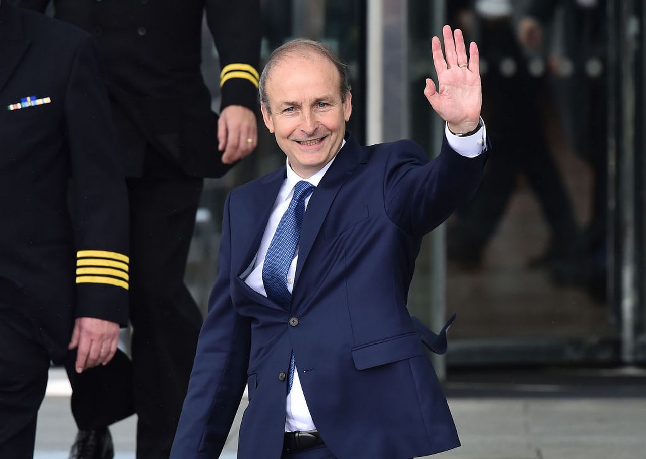 Covid: in Irlanda un piano di 6 mesi, in Italia un DPCM a settimana