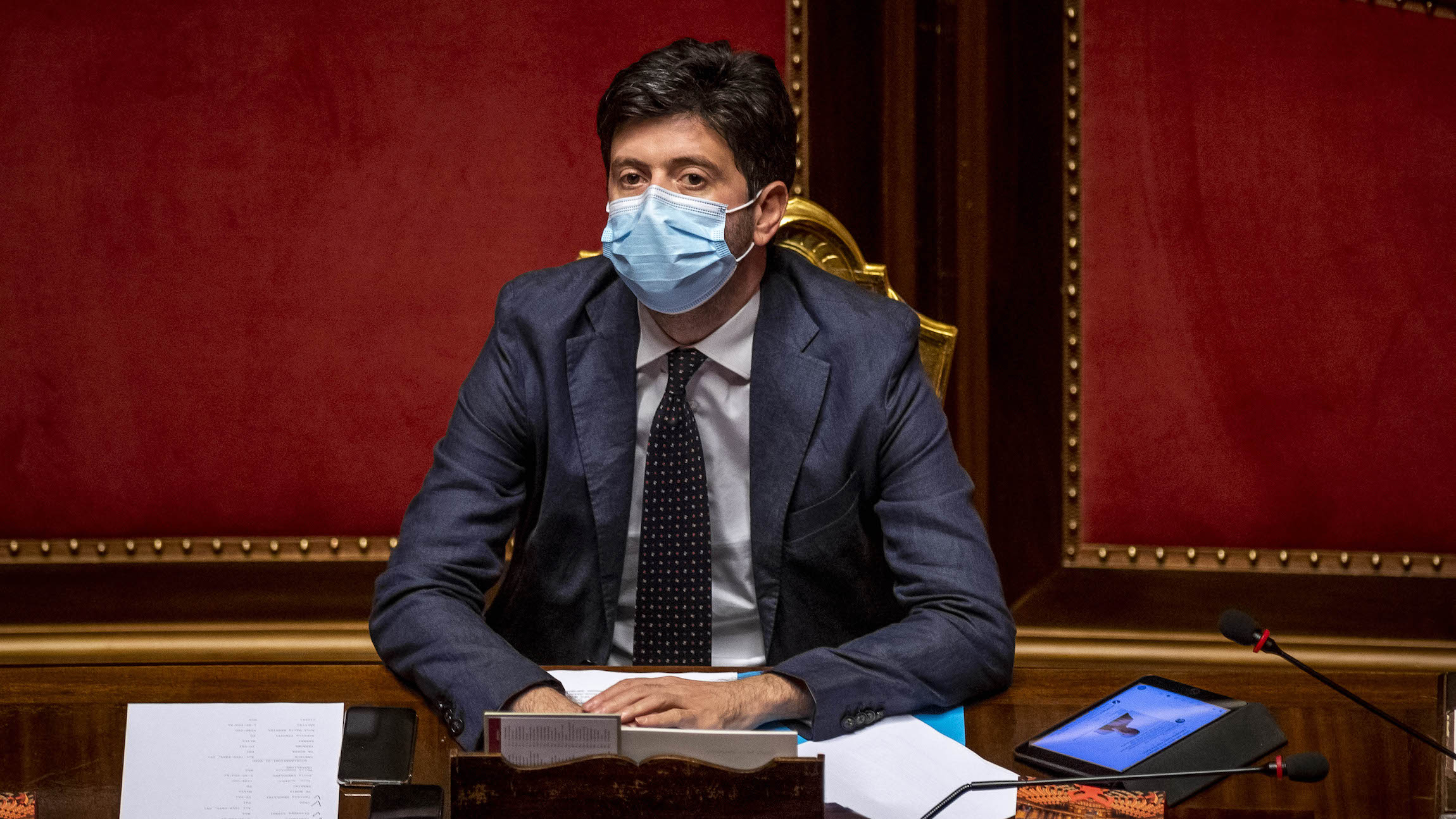 Speranza: “Curva dei contagi terrificante. Abbiamo 48 ore per piegarla o andiamo in difficoltà”