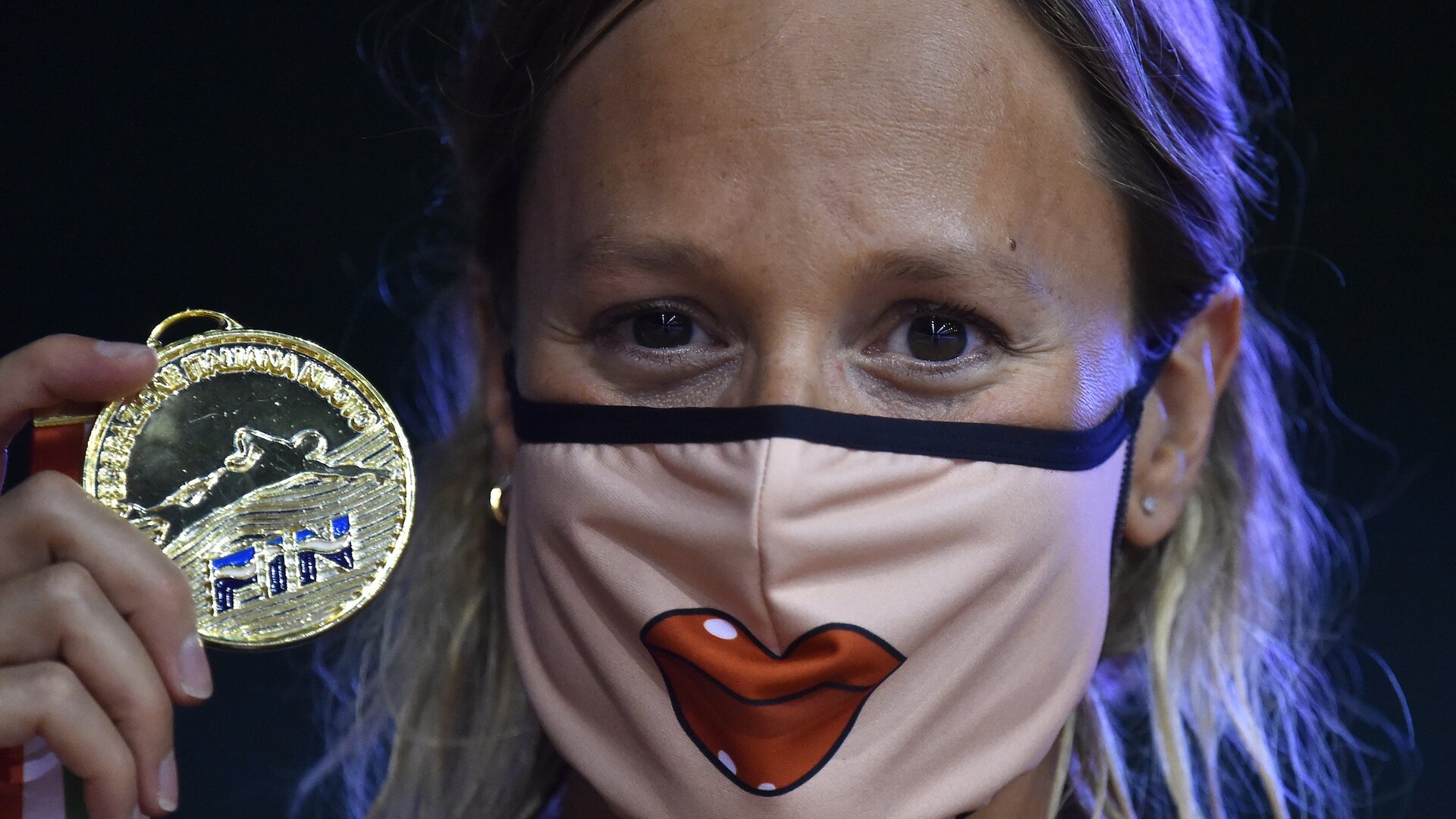 Come sono i sintomi del Covid spiegati da Federica Pellegrini