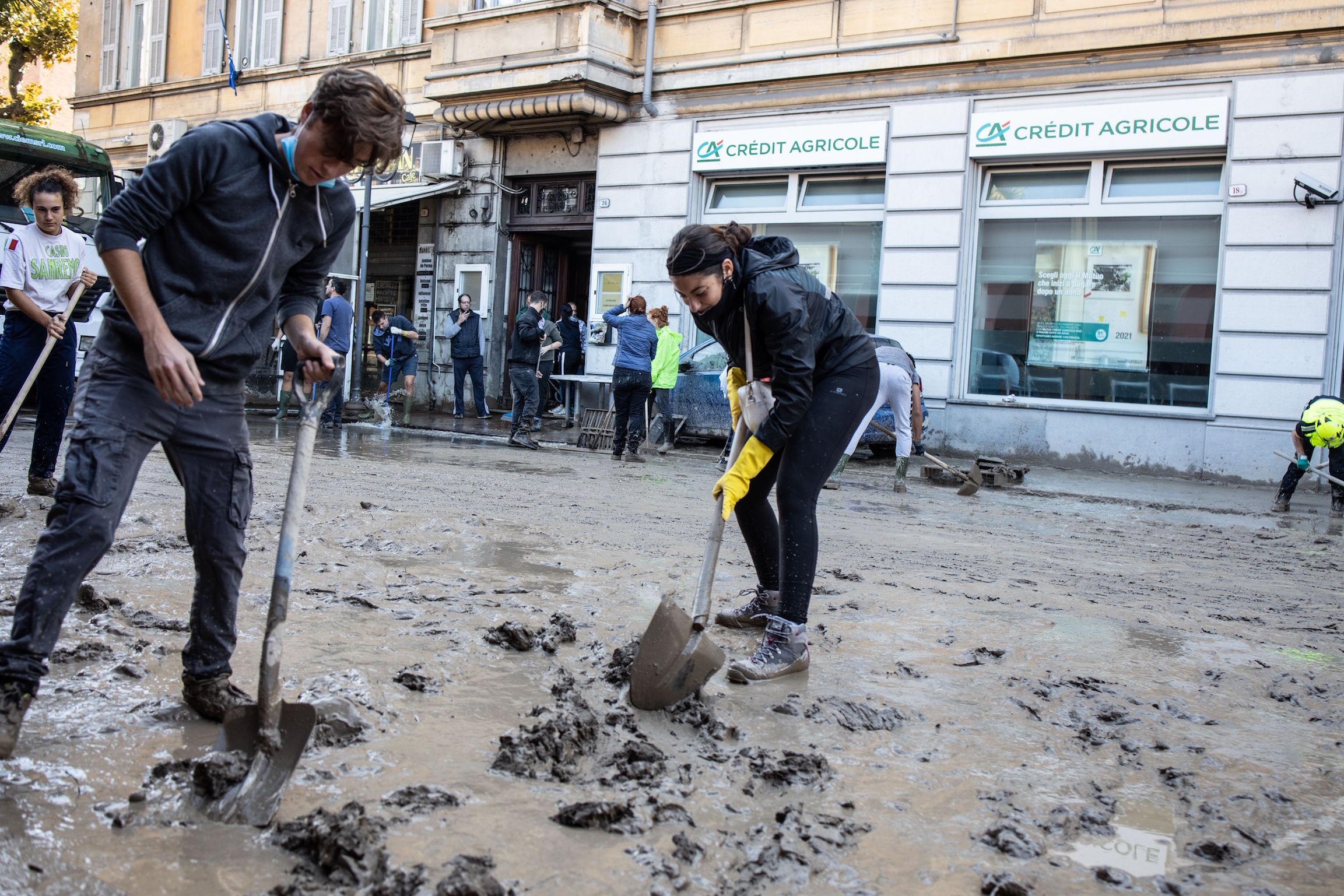 Maltempo, ci sono morti, dispersi, ponti crollati. Piemonte e Liguria in emergenza