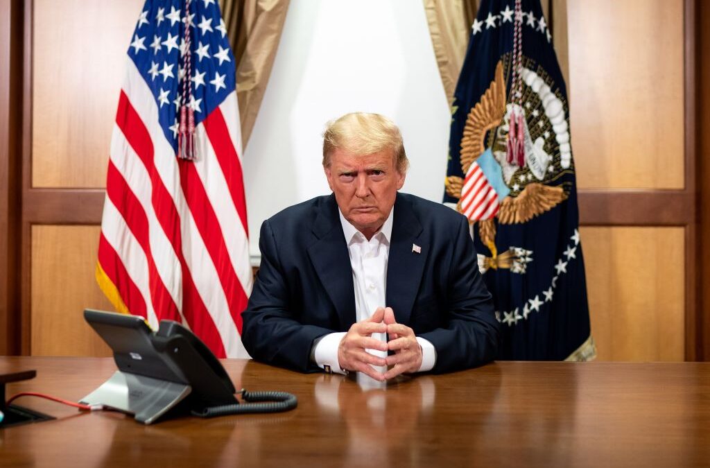 USA, Trump: “La mia positività al COVID-19 è stata una benedizione di Dio”