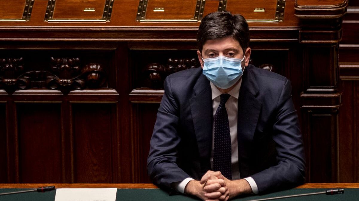 Dpcm di Natale, Speranza: “Misure rigide ora o dopo feste sarà lockdown”