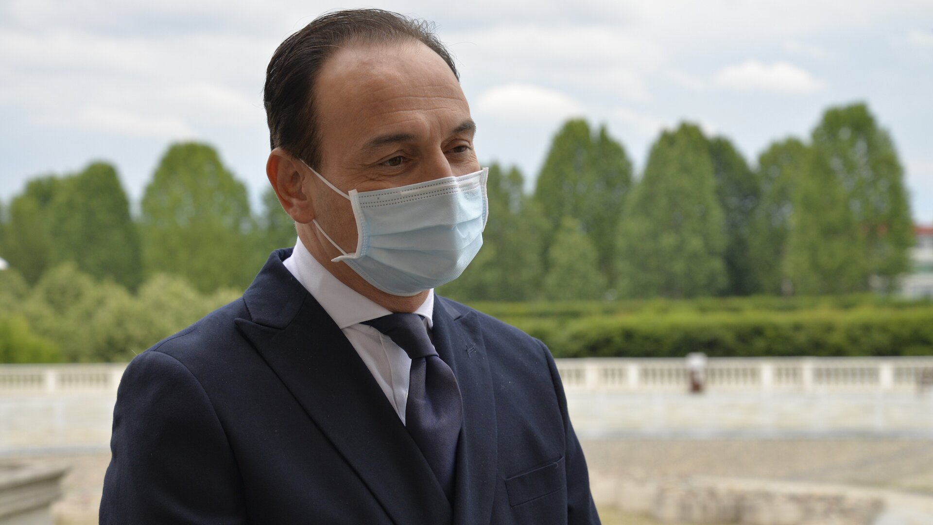 Piemonte, tamponi rapidi da prenotare in farmacia? Tutto rimandato… Gli annunci beffa di Cirio