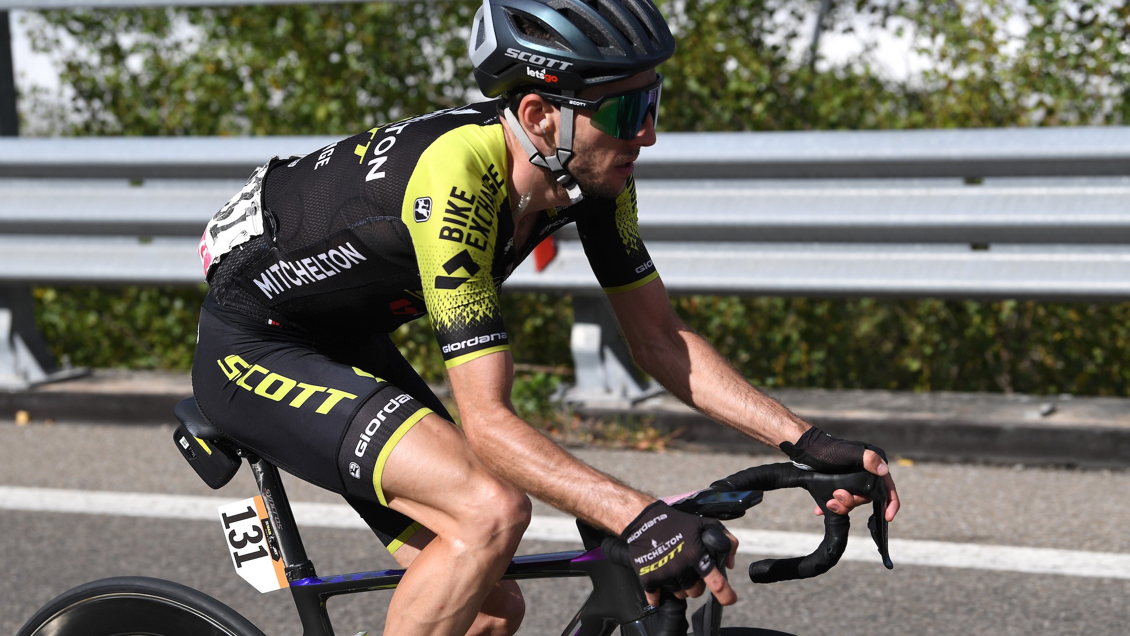 Giro d’Italia 2020: Simon Yates si ritira, è positivo al Covid-19