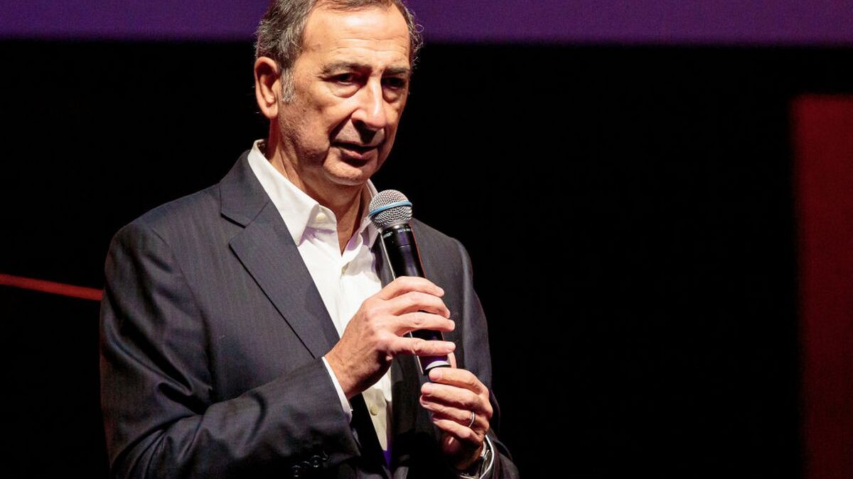 Sala e De Magistris scrivono a Speranza: “No al lockdown, lo dicono i dati”