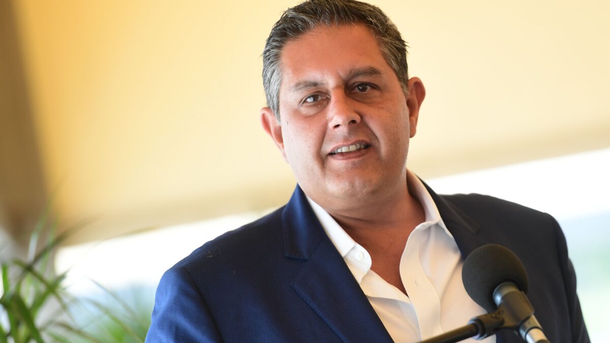 Nuovo DPCM, Toti: “Palestre aperte e locali chiusi alle 24”
