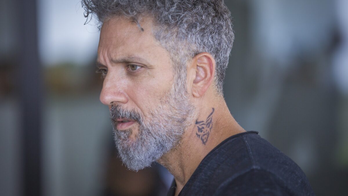 Giuseppe Fiorello, il cast e la vera storia da cui è tratto Gli orologi del diavolo, la fiction di Raiuno