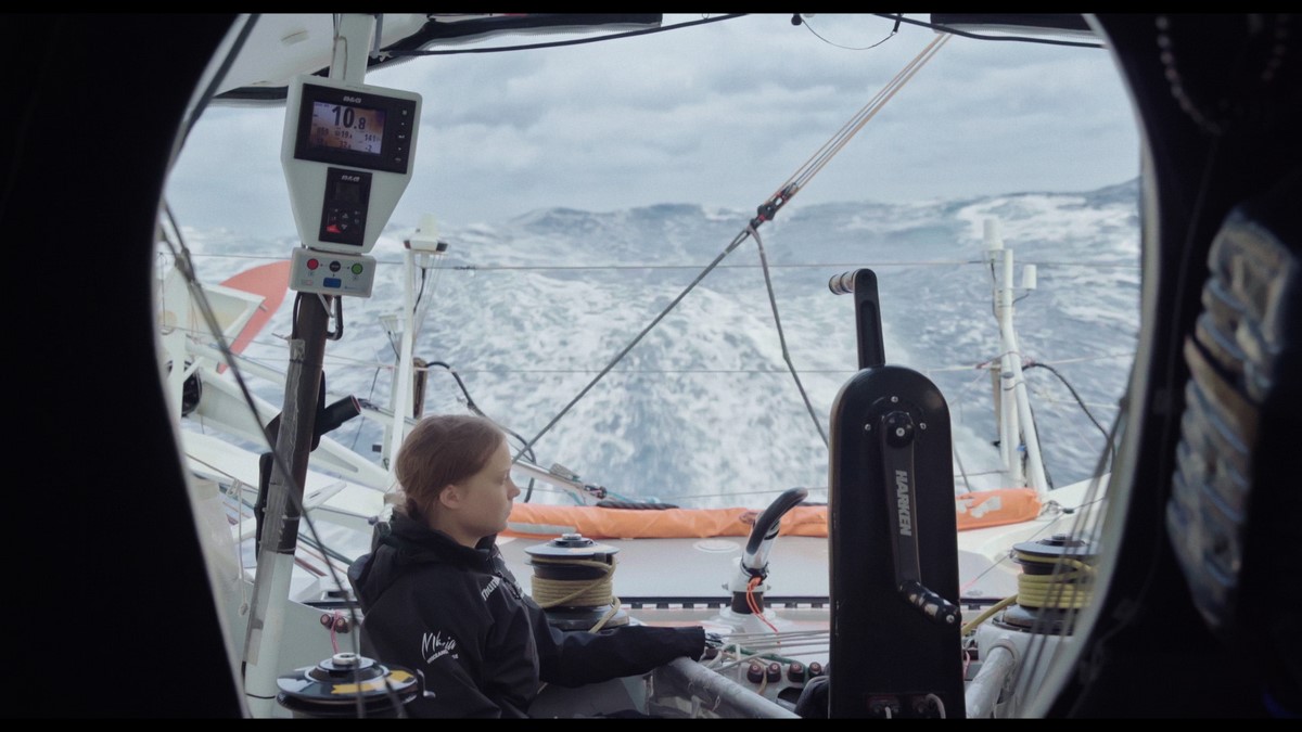 I Am Greta: foto e poster del documentario su Greta Thunberg (Al cinema il 2, 3 e 4 novembre)