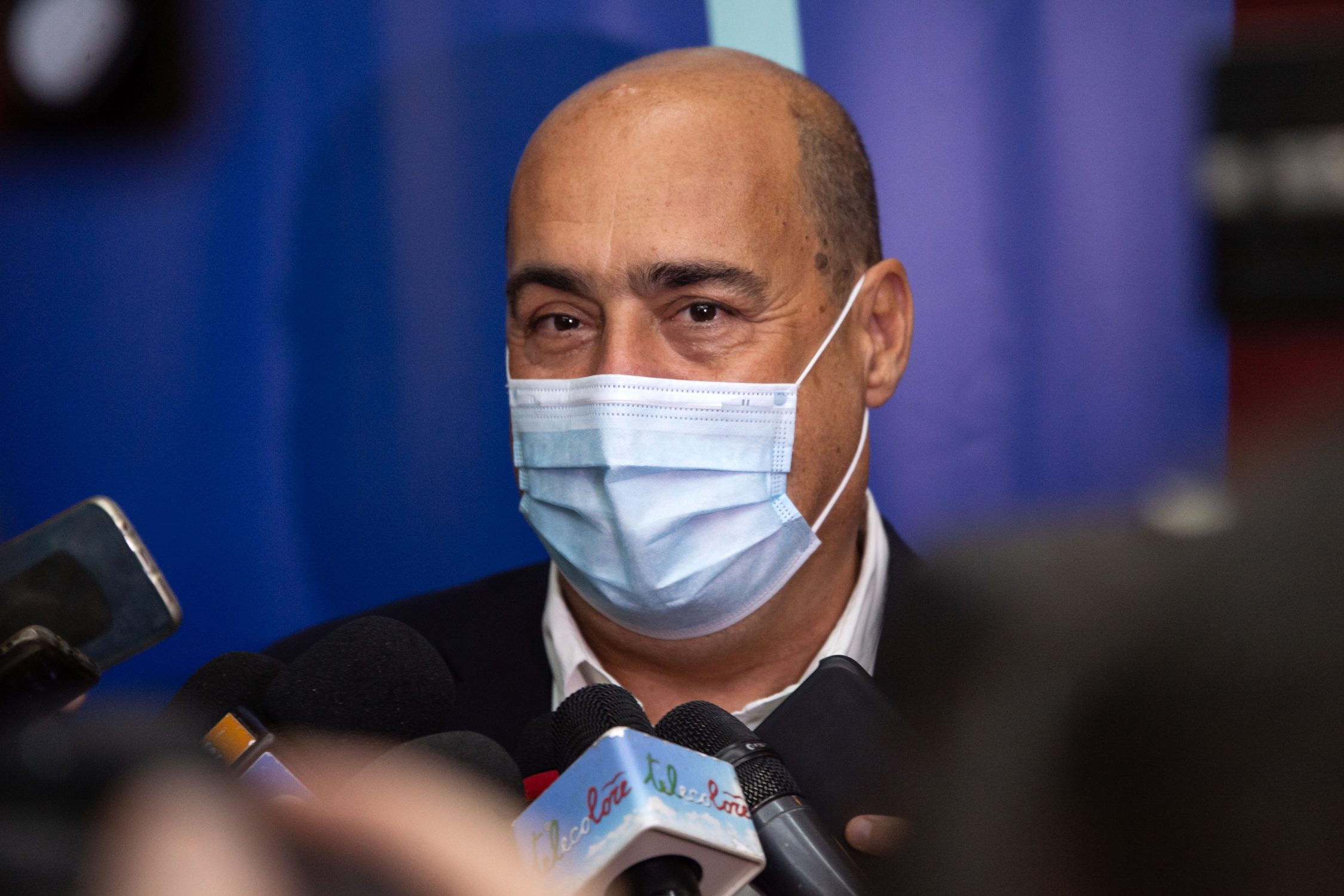 Zingaretti come Berlusconi: “Non esiste ipotesi di cambio di maggioranza o di governo”