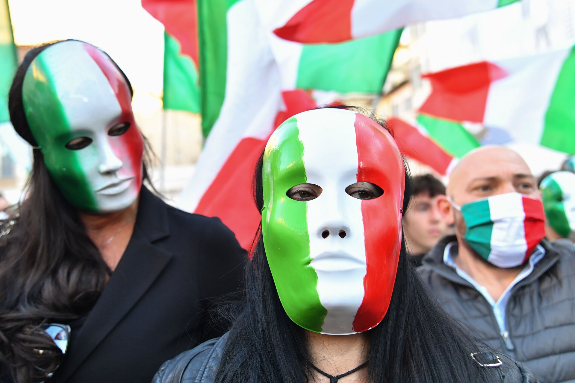 Proteste a Roma contro il nuovo DPCM e il lockdown