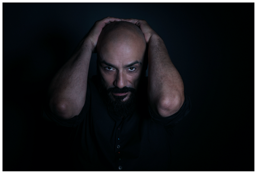 Neo Garfan: “La scrittura è un processo che prevede tanto lavoro, sofferenza: chiudersi dentro casa faccia a faccia con te stesso”