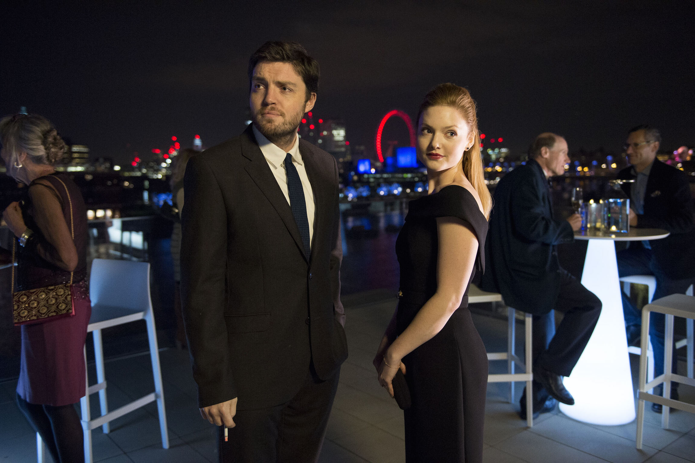 Le foto di Strike, la serie tv tratta dai romanzi di J.K. Rowling