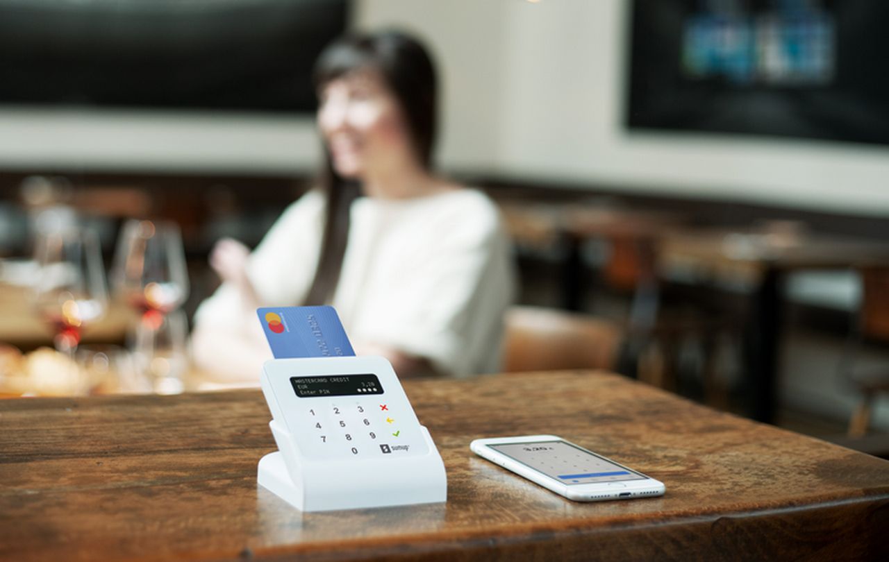 Commercianti e ristoratori italiani passano al cashless e non tornano indietro