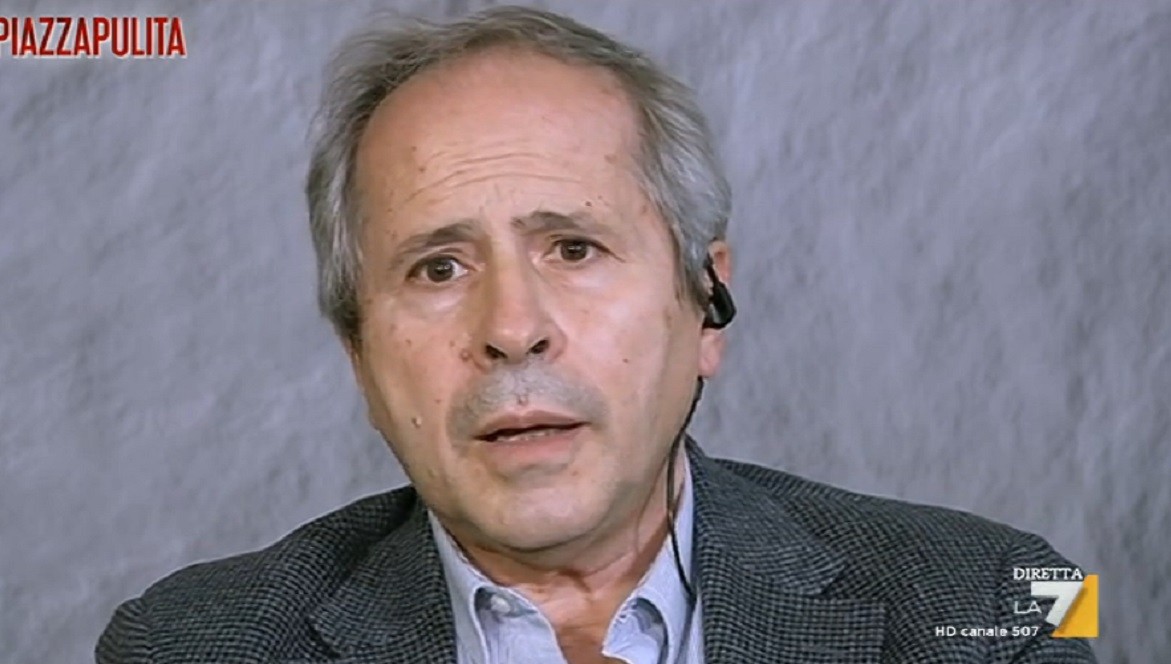 Piazzapulita, Formigli a Crisanti: “De Luca la vuole querelare”. Lui sbianca, ma è un errore