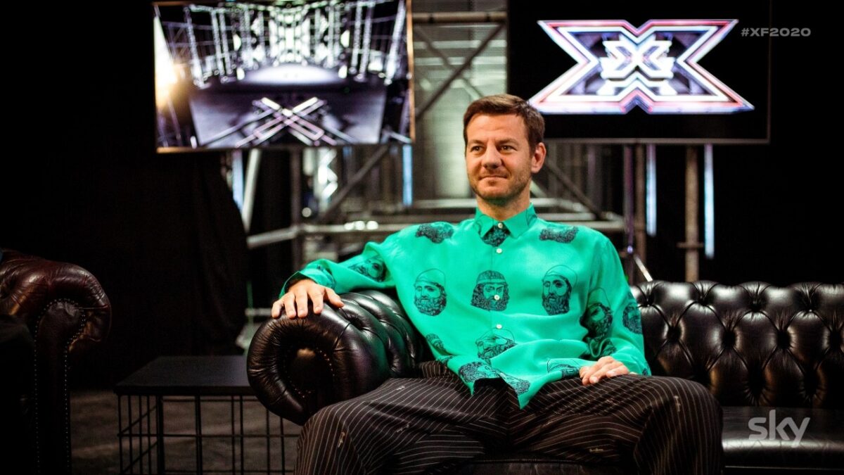 Alessandro Cattelan è tornato alla conduzione di X Factor 2020
