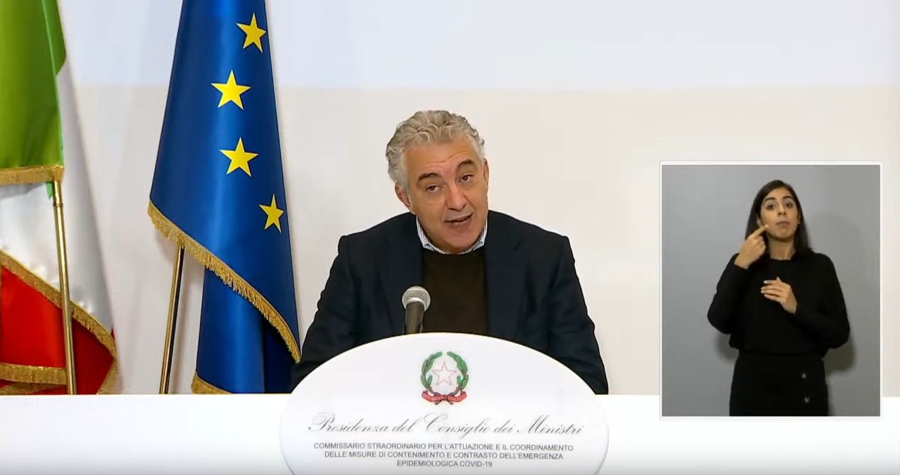 Arcuri: “Forza del virus è ancora molto rilevante ma si sta riducendo”