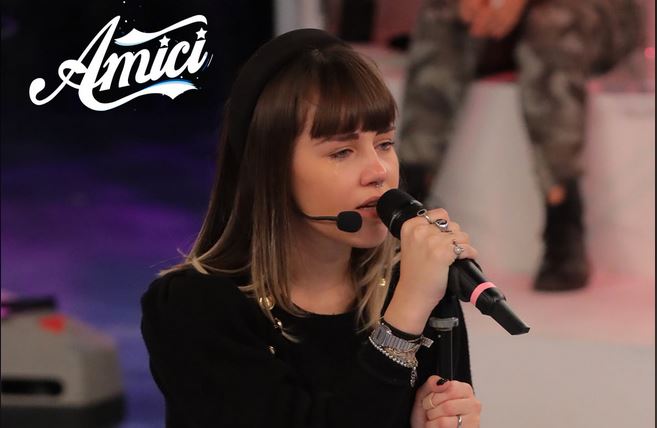 Amici 2020, Arianna Gianfelici: la cantante che ha ottenuto il banco (chi è, Instagram)