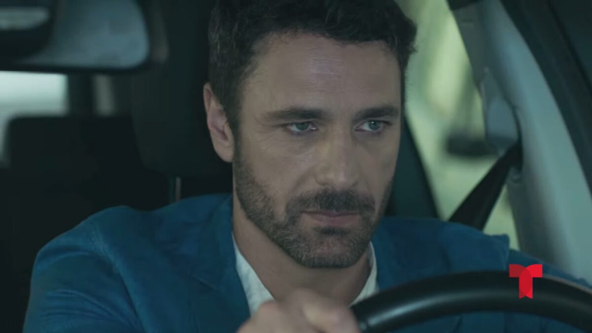 Raoul Bova festeggia per la vittoria de La Reina del Sur agli International Emmy Awards