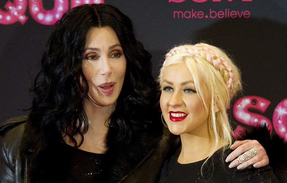 Cher e Christina Aguilera insieme: dieci anni fa usciva Burlesque nei cinema americani