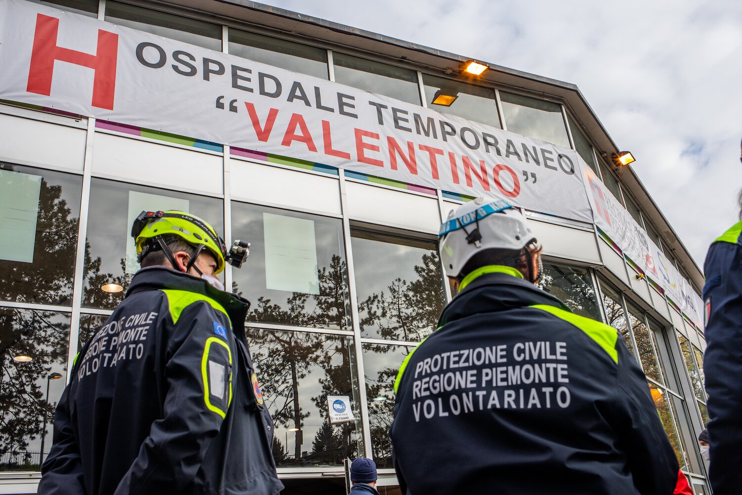 COVID-19, Ricciardi: “900 contagi al giorno tra medici e infermieri”