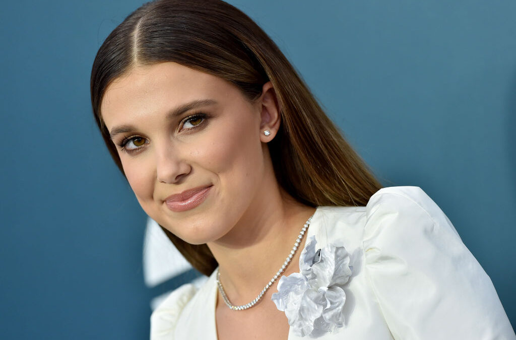 Damsel: Millie Bobby Brown protagonista e produttrice del fantasy Netflix