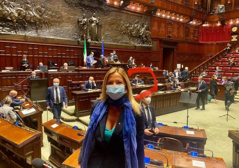 Forza Italia perde altri pezzi: 3 deputati passano alla Lega