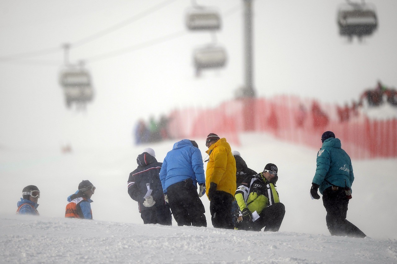 Natale e stagione sciistica, la proposta dei governatori per riaprire le piste