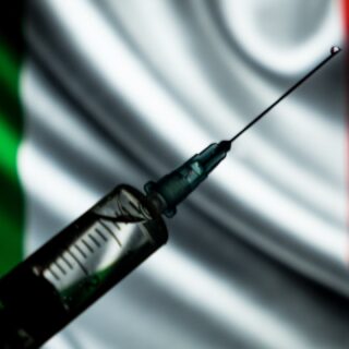 Vaccino covid gratuito e non obbligatorio