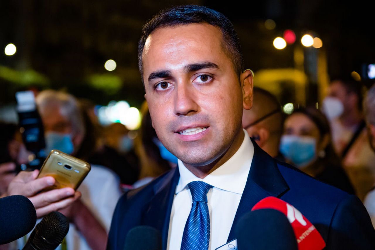 Patrimoniale, la frenata del governo. Di Maio: “Sarebbe una follia”