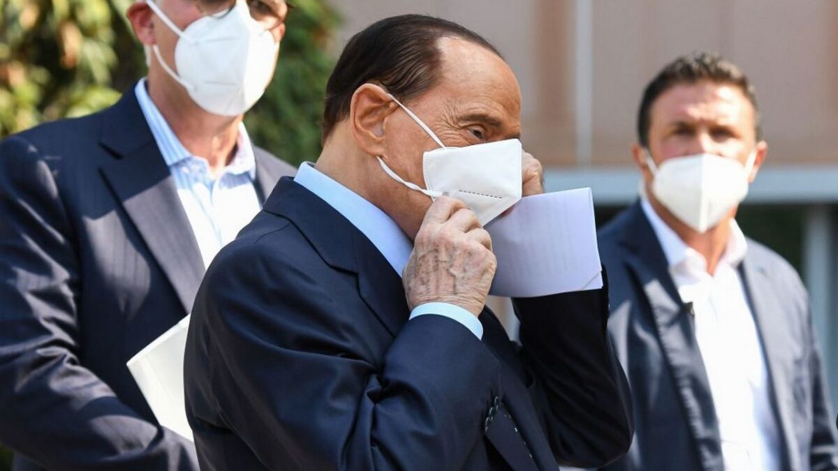 Berlusconi: “Sì alla manovra con misure per autonomi, sanare disparità”