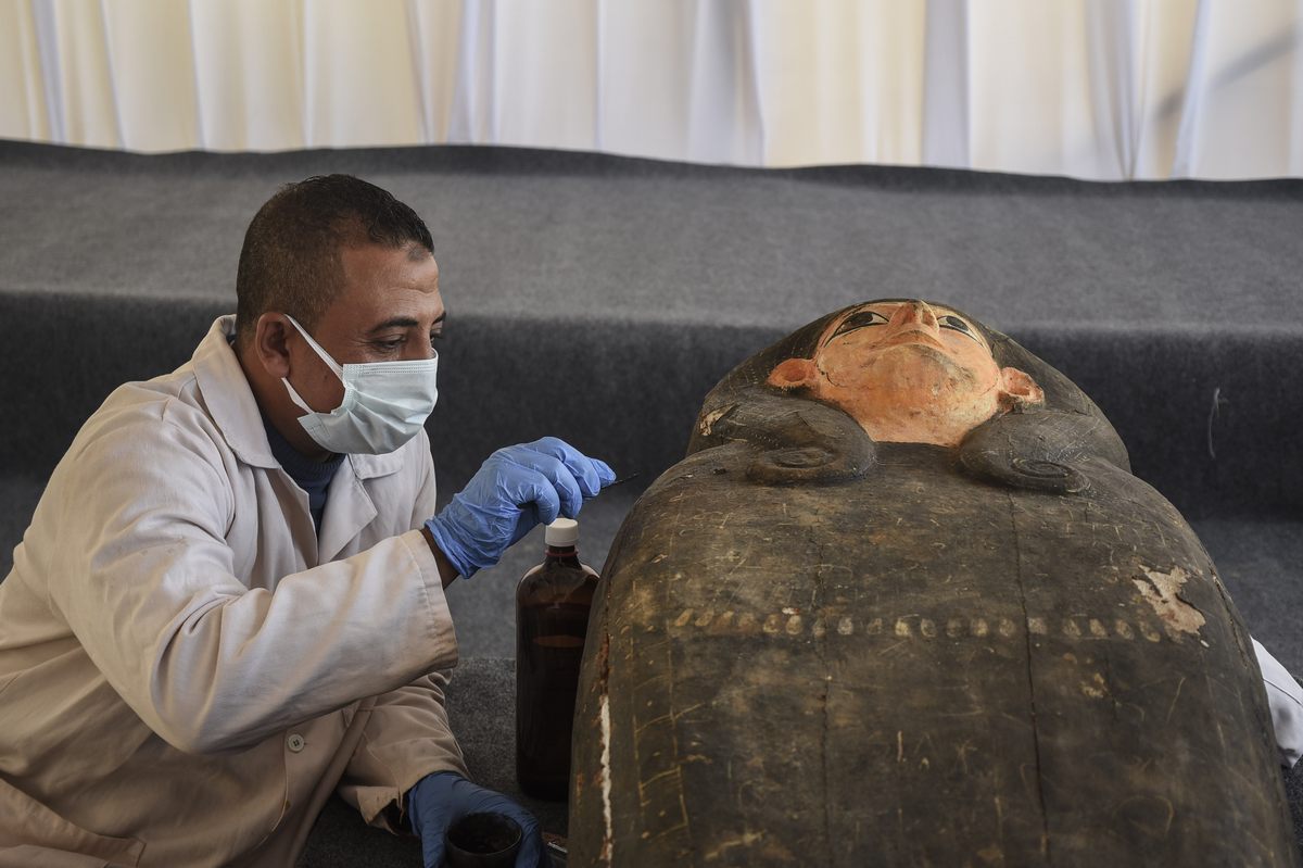 Egitto: rinvenuti 100 nuovi sarcofagi a Saqqara