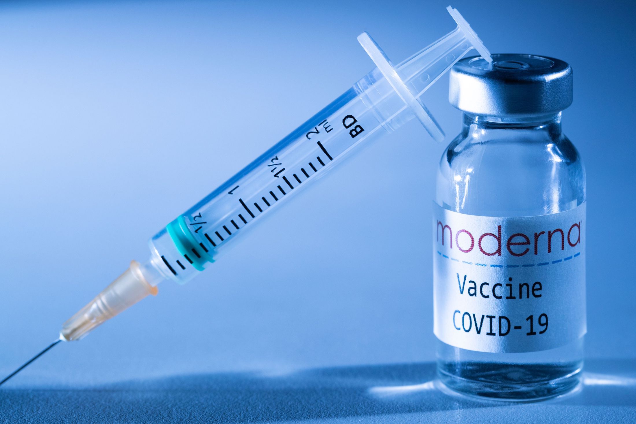 L’AIFA autorizza il vaccino anti-COVID di Moderna. Quante dosi spettano all’Italia?