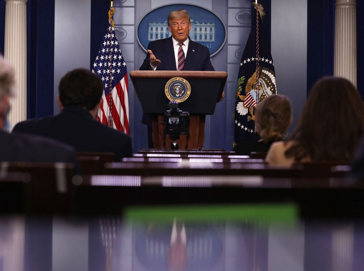 Trump: “Cercano di rubarci le elezioni, non c’è stata onda blu”