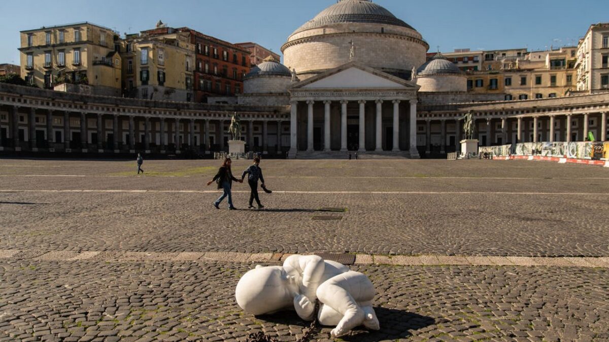 Lo strano caso della Campania zona gialla e la retromarcia di De Luca