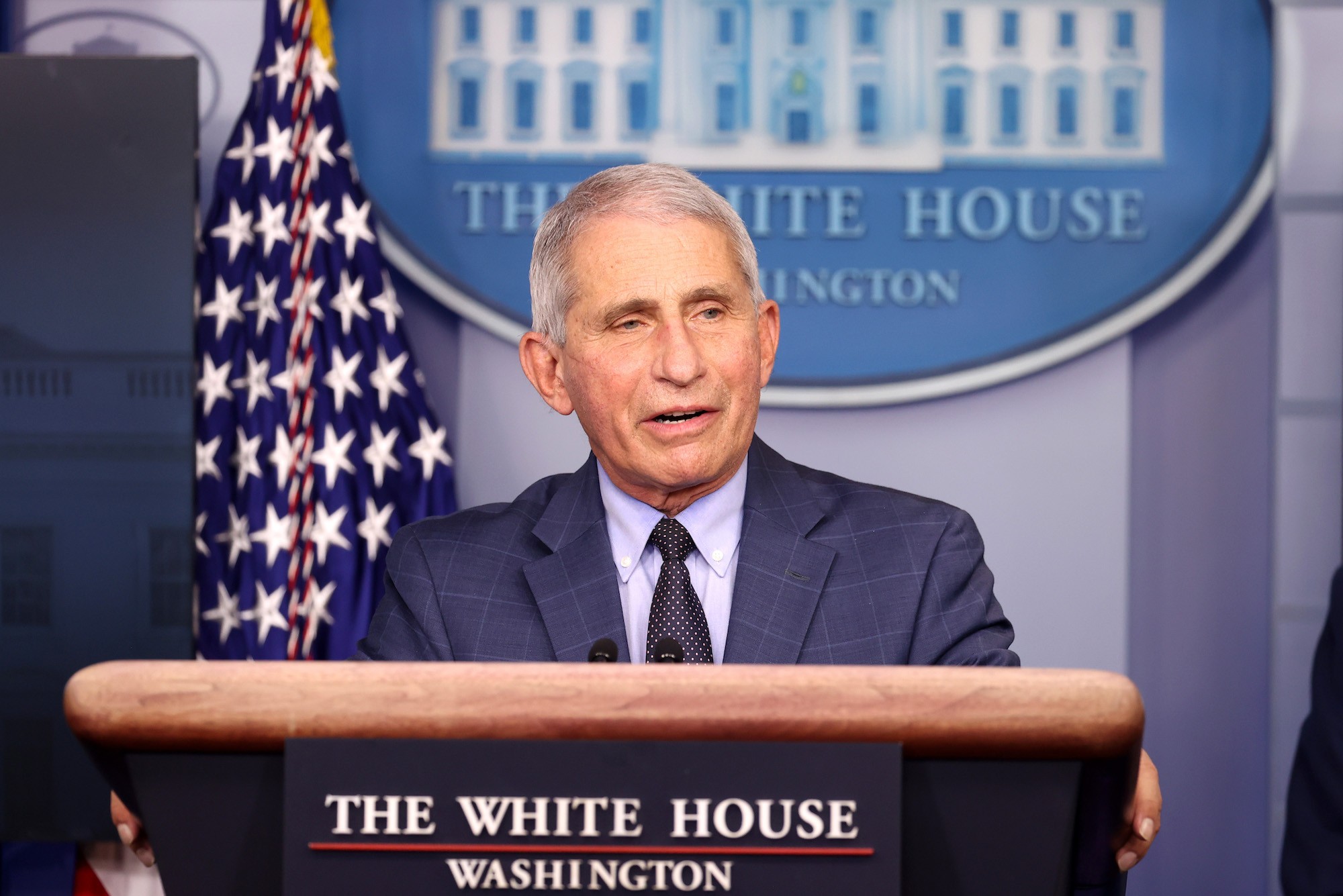 Anthony Fauci: “Bene l’Italia sul Covid, vaccino da voi a dicembre. Ecco cosa deve stare chiuso”